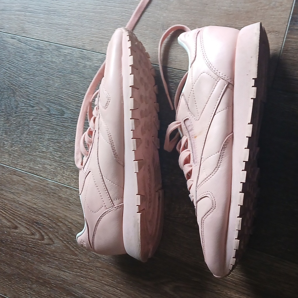 Reebok Classics - Picture 5 of 10
